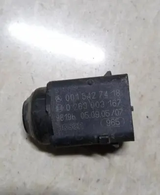 Mercedes-Benz CLS C219 Parking PDC sensor 0015427418