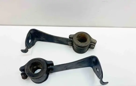 Mercedes-Benz SL R129 Sway bar bush bracket, front A1293230026 A1293230126