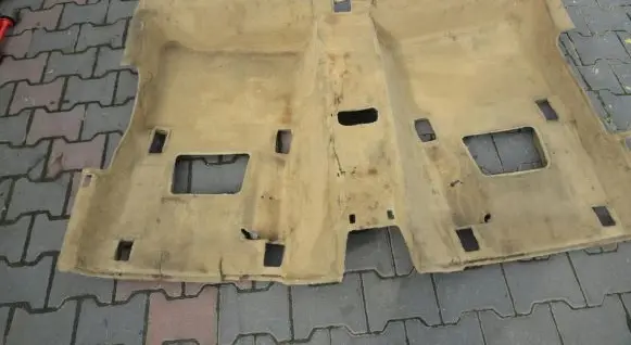 Mercedes-Benz CLS C219 Rear floor carpet liner 2116800140