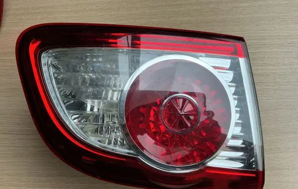 Hyundai Santa Fe Tailgate rear/tail lights 924052B5 924052B520