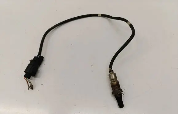 Volkswagen PASSAT B8 Lambda probe sensor 04L906262A