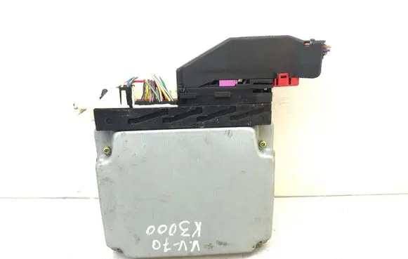 Volvo V70 Engine control unit/module 08627471a