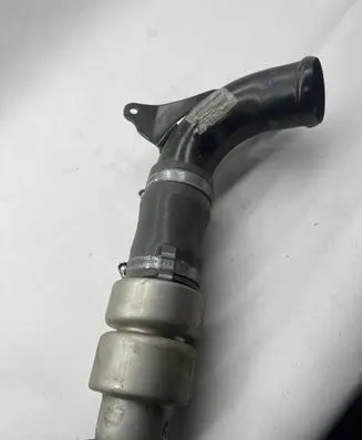 Ford B-MAX Intercooler hose/pipe AV616C750AE D05WE
