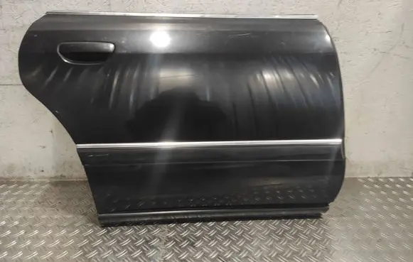 Audi A8 S8 D2 4D Rear door
