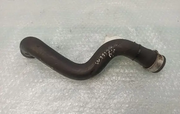 Mercedes-Benz E W211 Engine coolant pipe/hose A2115018582