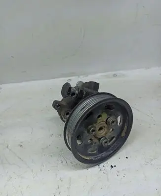 Volkswagen Golf IV Power steering pump