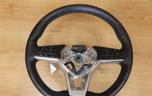 Nissan Qashqai Steering wheel