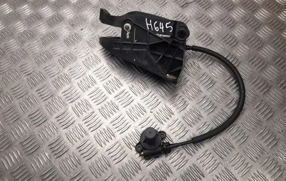 Maserati Ghibli Accelerator throttle pedal 06700049780