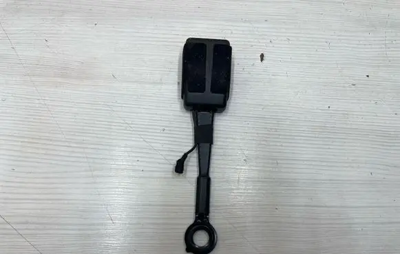 Peugeot 2008 II Front seatbelt buckle 6350543ETB