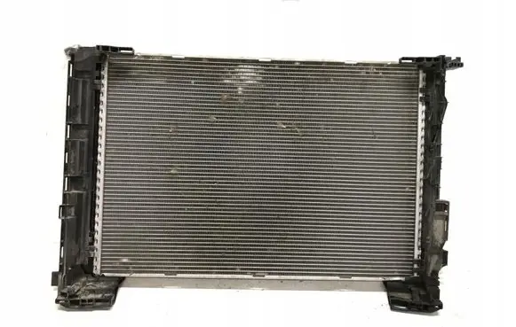 Mercedes-Benz C W205 Engine coolant pipe/hose
