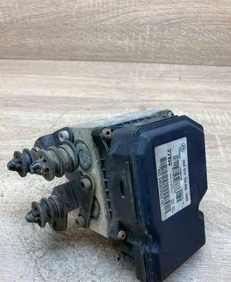 Volkswagen PASSAT CC ABS Pump 3AA614109BM 18808701A