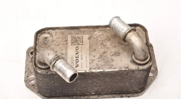 Volvo V60 Engine oil radiator 31293761