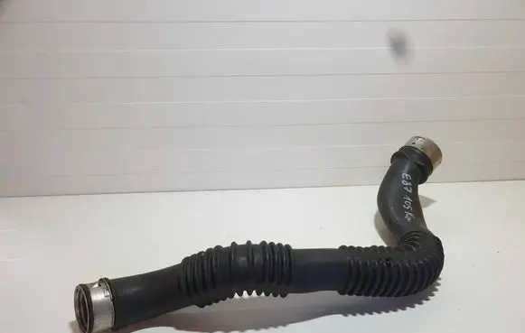 Intercooler hose/pipe