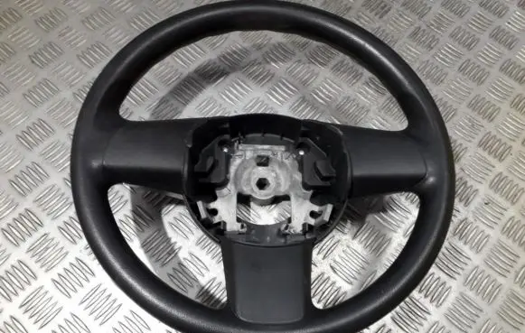 Mazda 2 Steering wheel