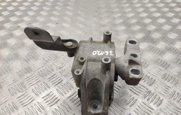 Volkswagen Touran II Engine mount bracket 1K0199262CN
