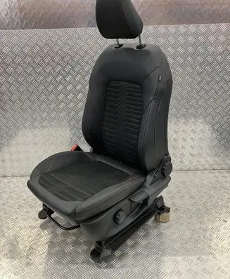 Ford Puma Front driver seat DG15785