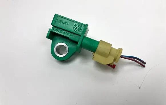 Volkswagen Golf VI Airbag deployment crash/impact sensor 5K0959351 5WK44000