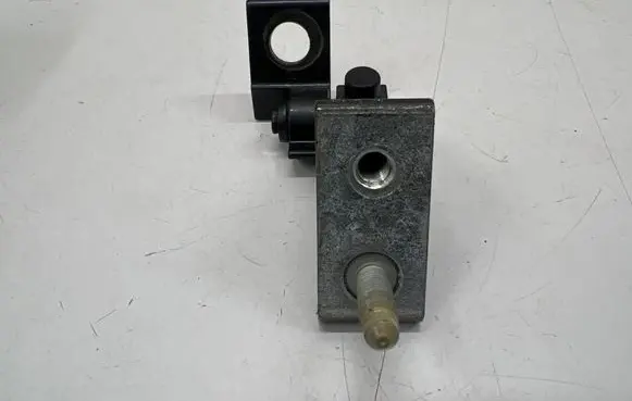 Audi Q8 e-tron Rear door upper hinge 80A831404B
