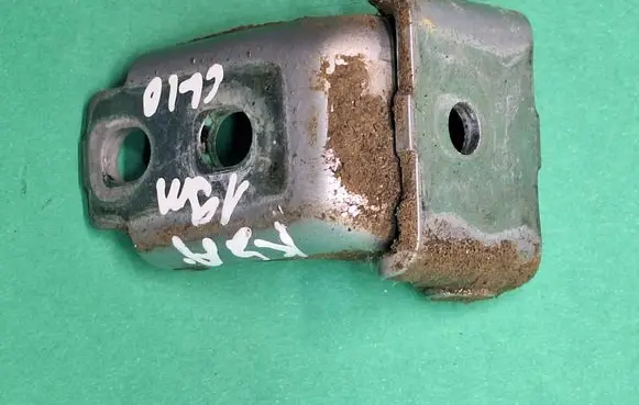 Renault Clio IV Rear door upper hinge 