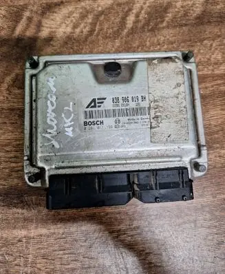Volkswagen Sharan Engine control unit/module 038906019BH 0281011199