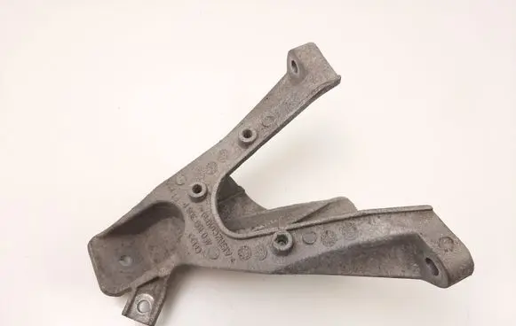 Audi A6 S6 C6 4F Engine mounting bracket 4F0199308P