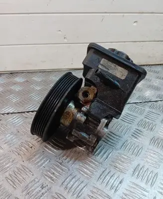BMW 3 E46 Power steering pump 6757575 7692974519