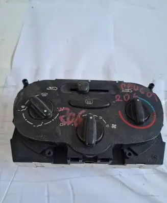 Peugeot 206 Climate control unit 64138