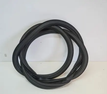 Rubber seal rear door