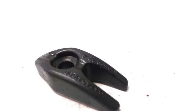 Ford Galaxy Fuel Injector clamp holder 9674341880