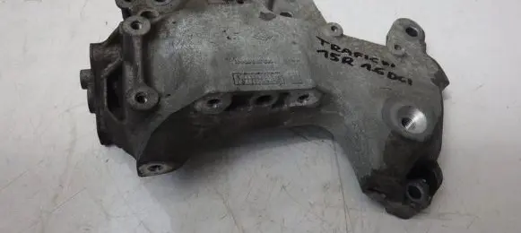 Opel Vivaro Engine mounting bracket 112313054R
