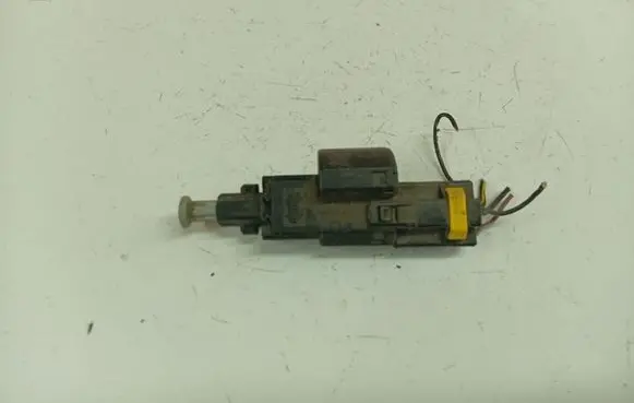 Opel Astra G Brake pedal sensor switch 09132299