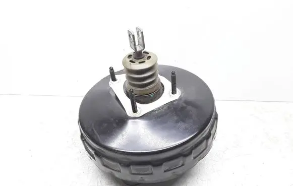 Volvo XC70 Brake booster P31257694 6G912B195EF