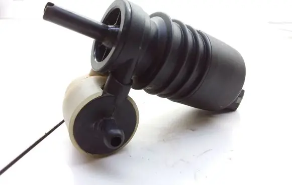 Windscreen/windshield washer pump
