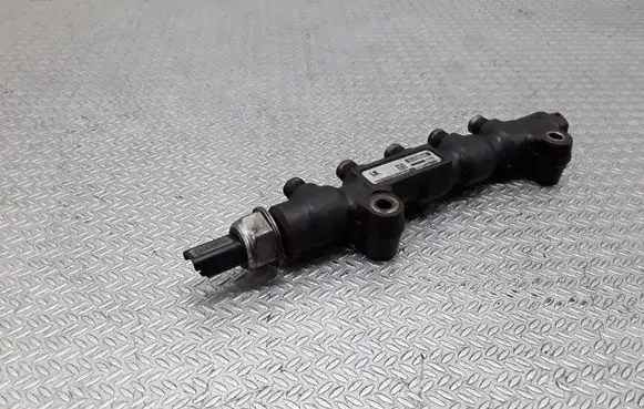 Ford Focus C-MAX Fuel main line pipe 9654592680