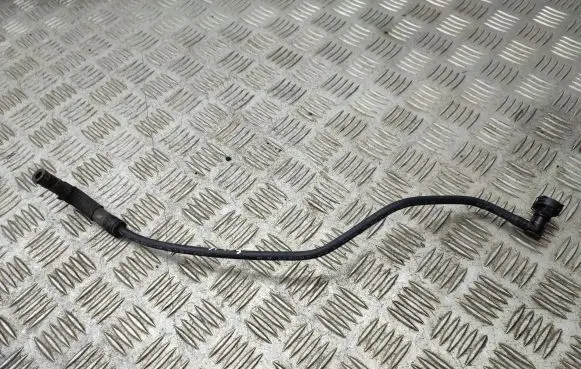 Audi A4 S4 B8 8K Engine coolant pipe/hose 8K0121081P