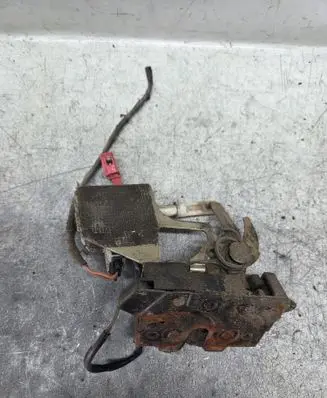 Seat Alhambra (Mk1) Tailgate/trunk/boot lock/catch/latch