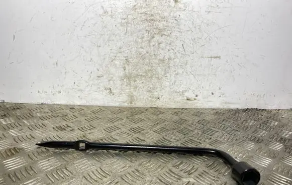 Jeep Grand Cherokee Wheel nut wrench 