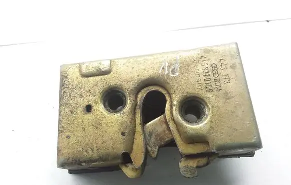 Audi 100 200 5000 C3 Front door lock 443837015G 443173