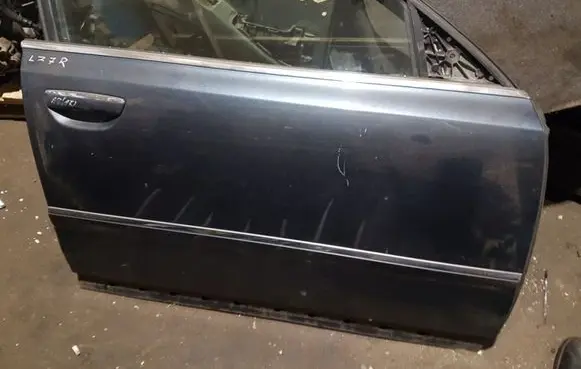 Audi A8 S8 D3 4E Front door 4E0831420