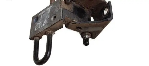 Audi TT TTS Mk2 Front door lower hinge 8J0831411