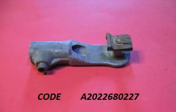 Mercedes-Benz 100 W631 Gear shift rod A2022680227