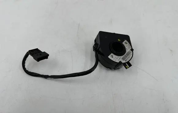 BMW X5 E53 Steering angle sensor 37146760232 32306793632 6750126