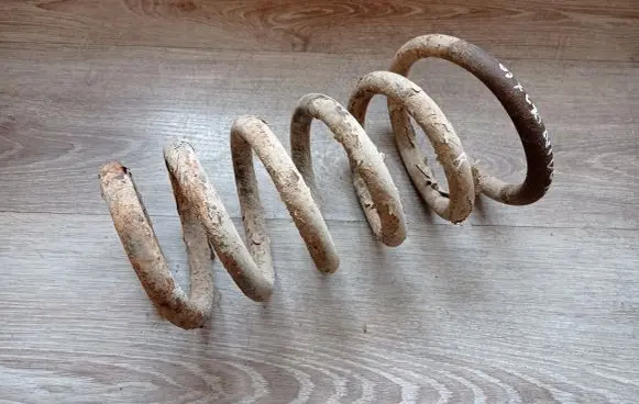 Volvo XC90 Rear coil spring