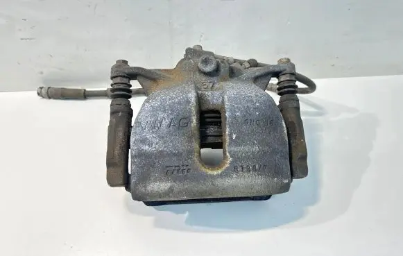 Volkswagen Tiguan Front brake caliper 6798F 5714B
