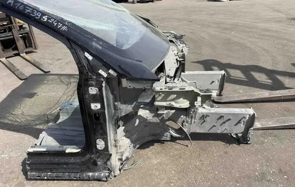 Front quarter panel