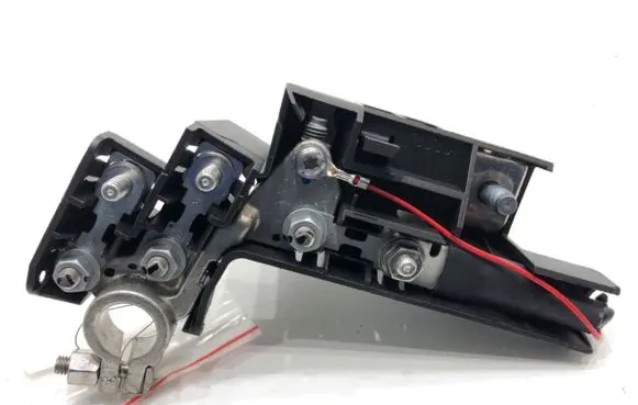 Volkswagen Arteon Positive cable (battery) 8S0915459