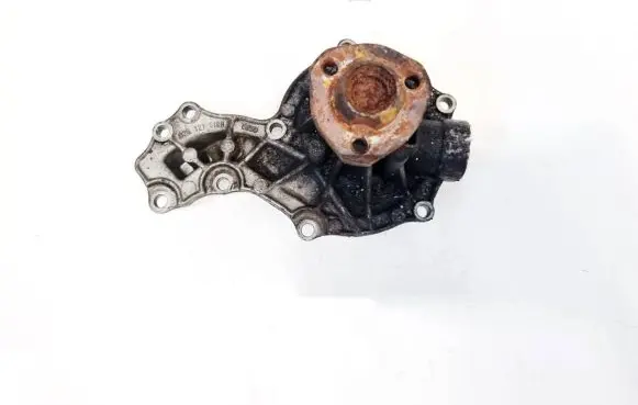 Audi A4 S4 B5 8D Water pump 026121019b