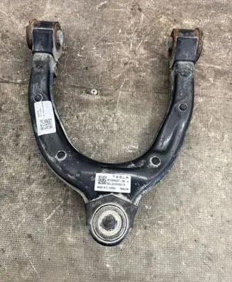 Tesla Model Y Front upper control arm/wishbone 1044321 104432100J LJ22187D06119