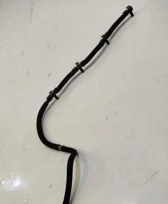 Volkswagen Amarok Fuel return line/hose CNF