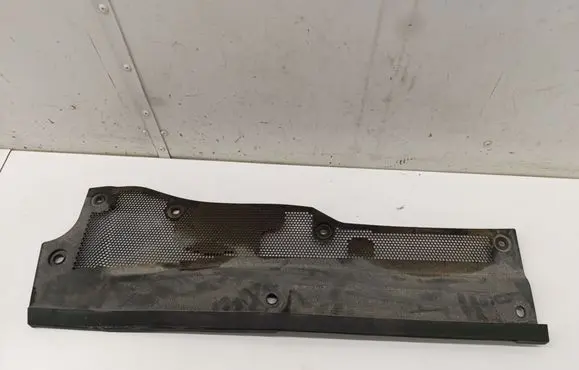Jaguar E-Pace Wiper trim L9C302223A